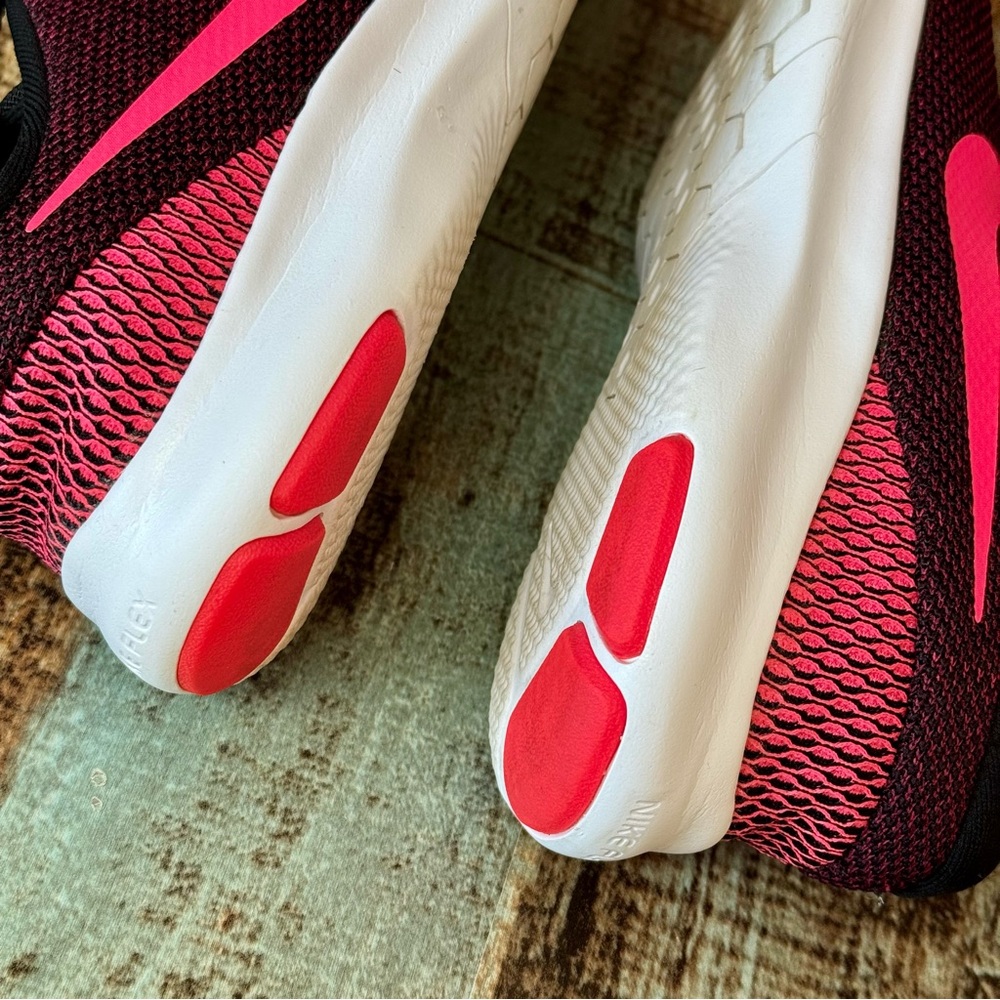 Women’s NIKE Running Shoes | #Z30 - Picture 9 of 15